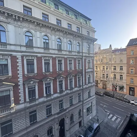 Exclusive With Terrace, View & Jacuzzi Appartement