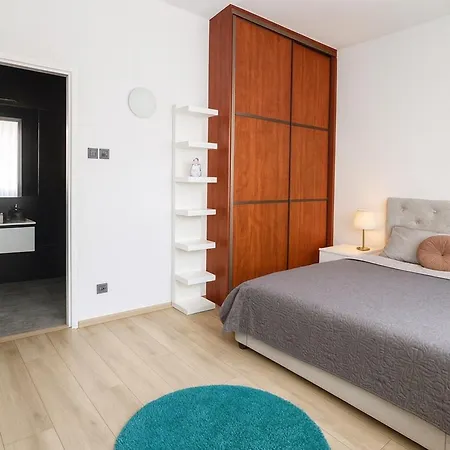 Exclusive With Terrace, View & Jacuzzi Appartement *