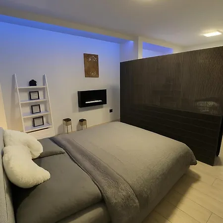 Exclusive With Terrace, View & Jacuzzi
