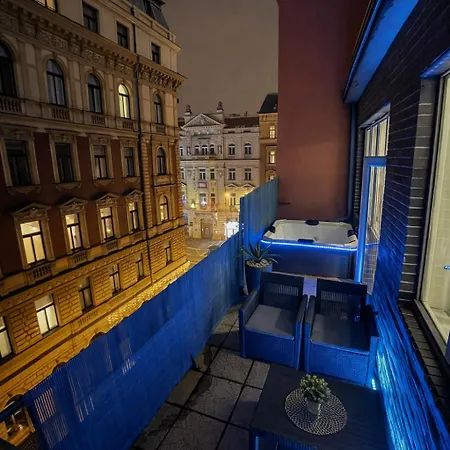 Exclusive With Terrace, View & Jacuzzi *